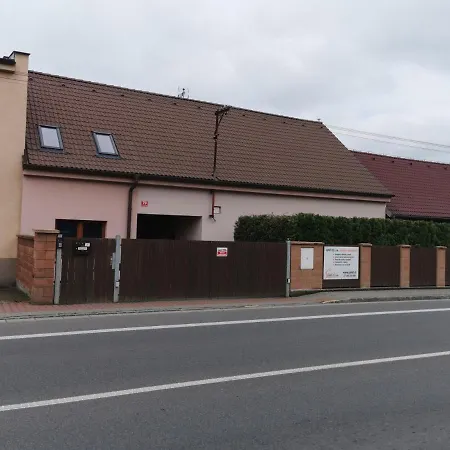 Svítkov 79 Apartmán Pardubice