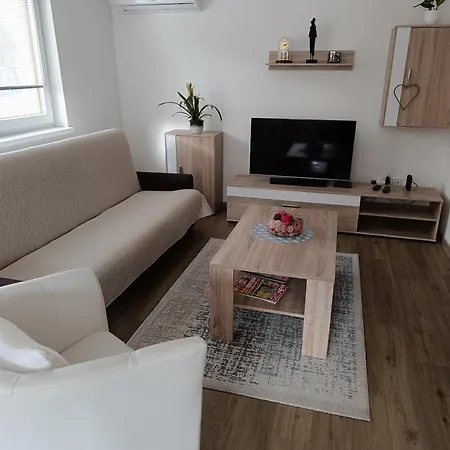 Svítkov 79 Apartmán Pardubice