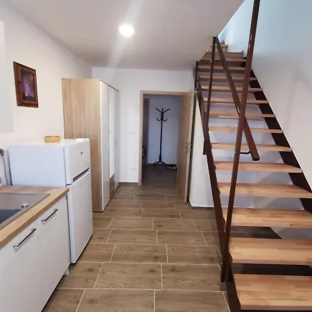 Apartment Svitkov 79